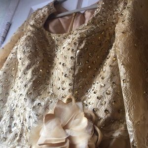 Elegant long sleeve dress.